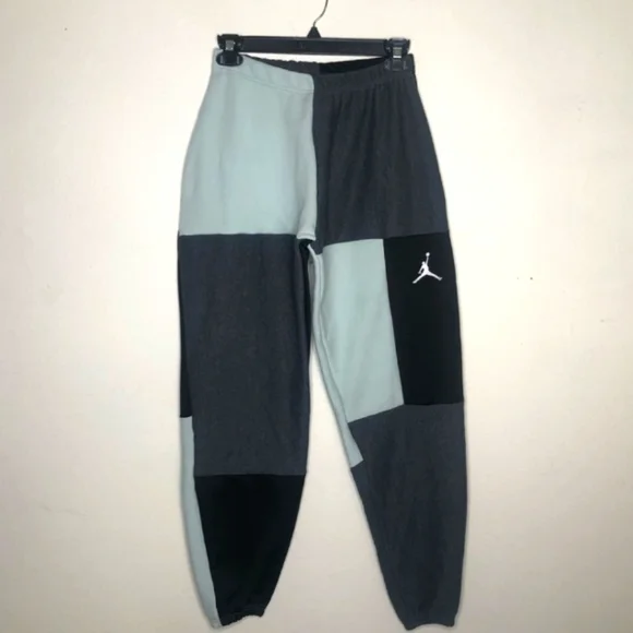 RECONSTRUCTED JORDAN COLOR BLOCK SWEATPANT - Picture 4 of 5